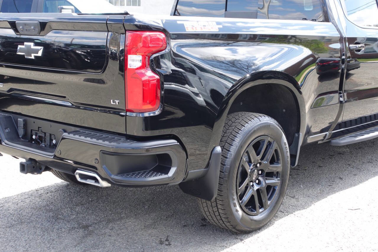 Used 2022 Chevrolet Silverado 1500 LT Trail Boss w/ LT Trail Boss Premium Package AWD/4WD image 12