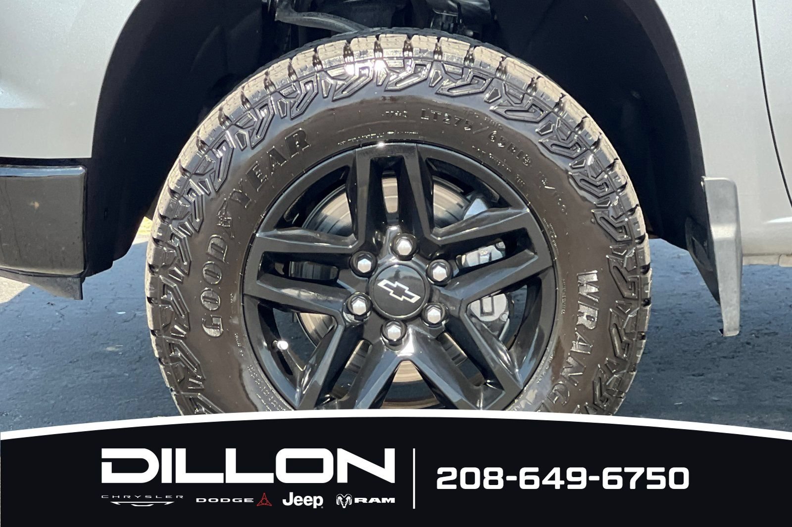 Used 2025 Chevrolet Silverado 1500 Custom Trail Boss AWD/4WD image 25