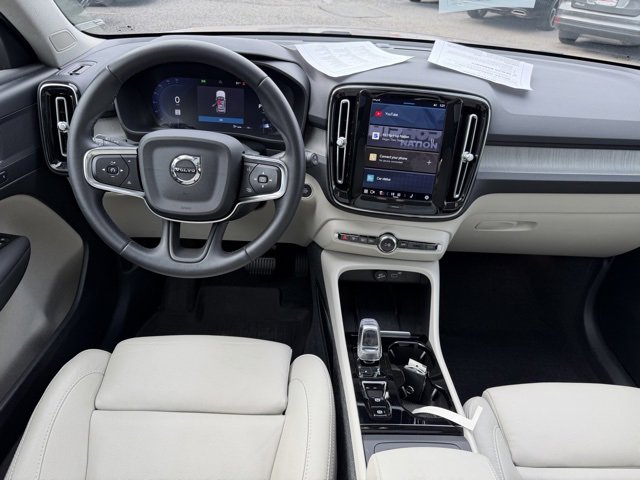 Certified 2023 Volvo XC40 B5 Plus w/ Driver Assist Package image 2