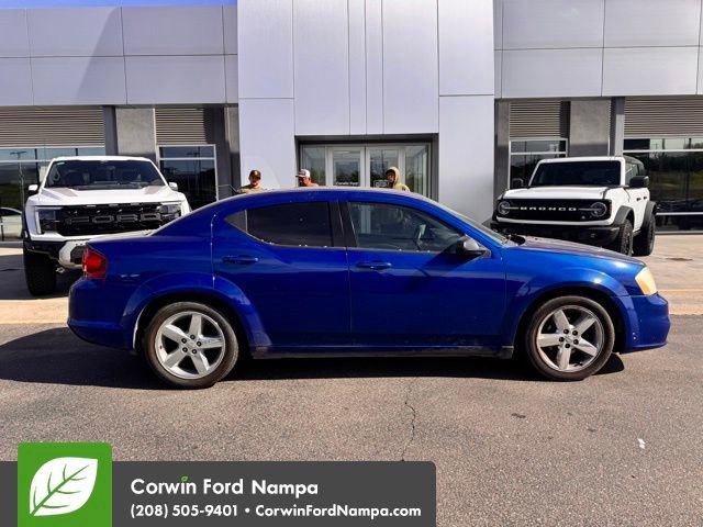Used 2013 Dodge Avenger SE FWD image 4