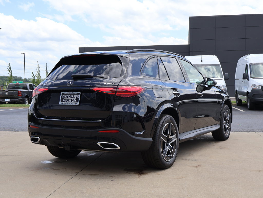 New 2026 Mercedes-Benz GLC 300 4MATIC image 5