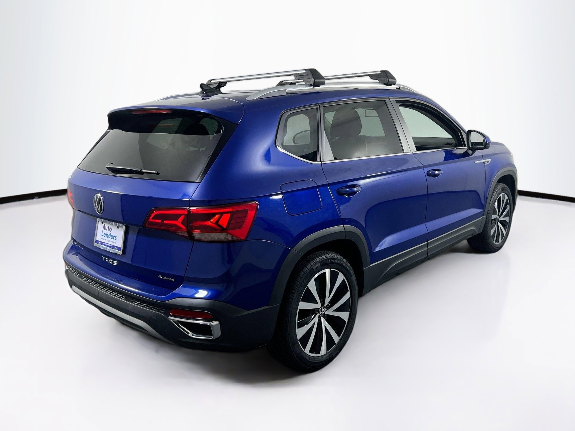 Used 2022 Volkswagen Taos SE image 5