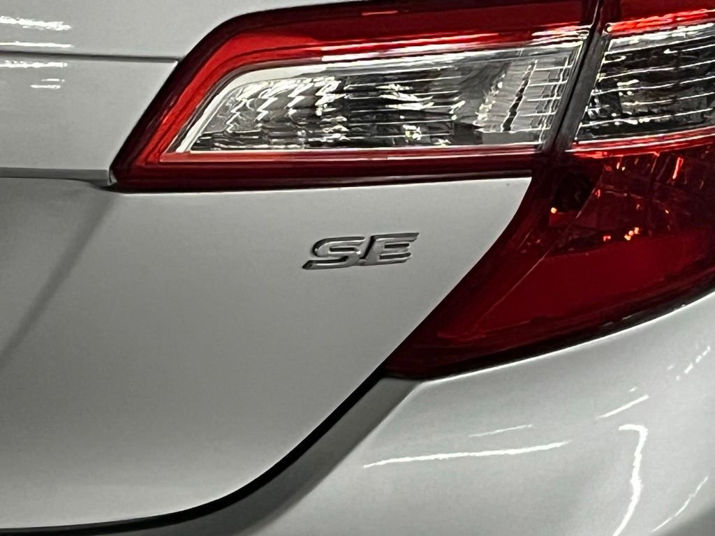 Used 2014 Toyota Camry SE image 28