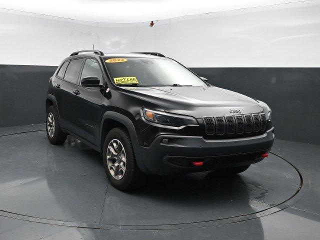 Used 2022 Jeep Cherokee Trailhawk AWD/4WD image 4