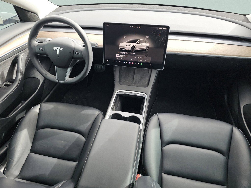 Used 2023 Tesla Model 3 Standard Range image 27