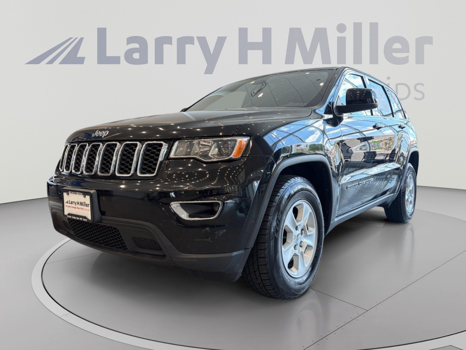 Used 2017 Jeep Grand Cherokee Laredo