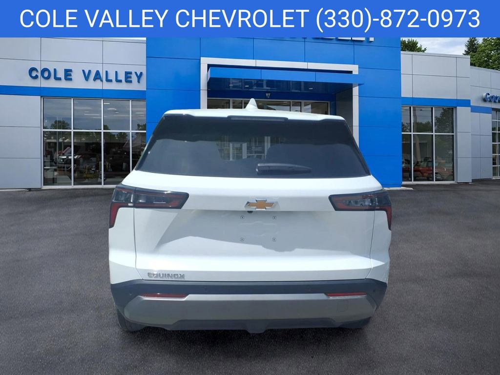 New 2026 Chevrolet Equinox LT FWD image 4