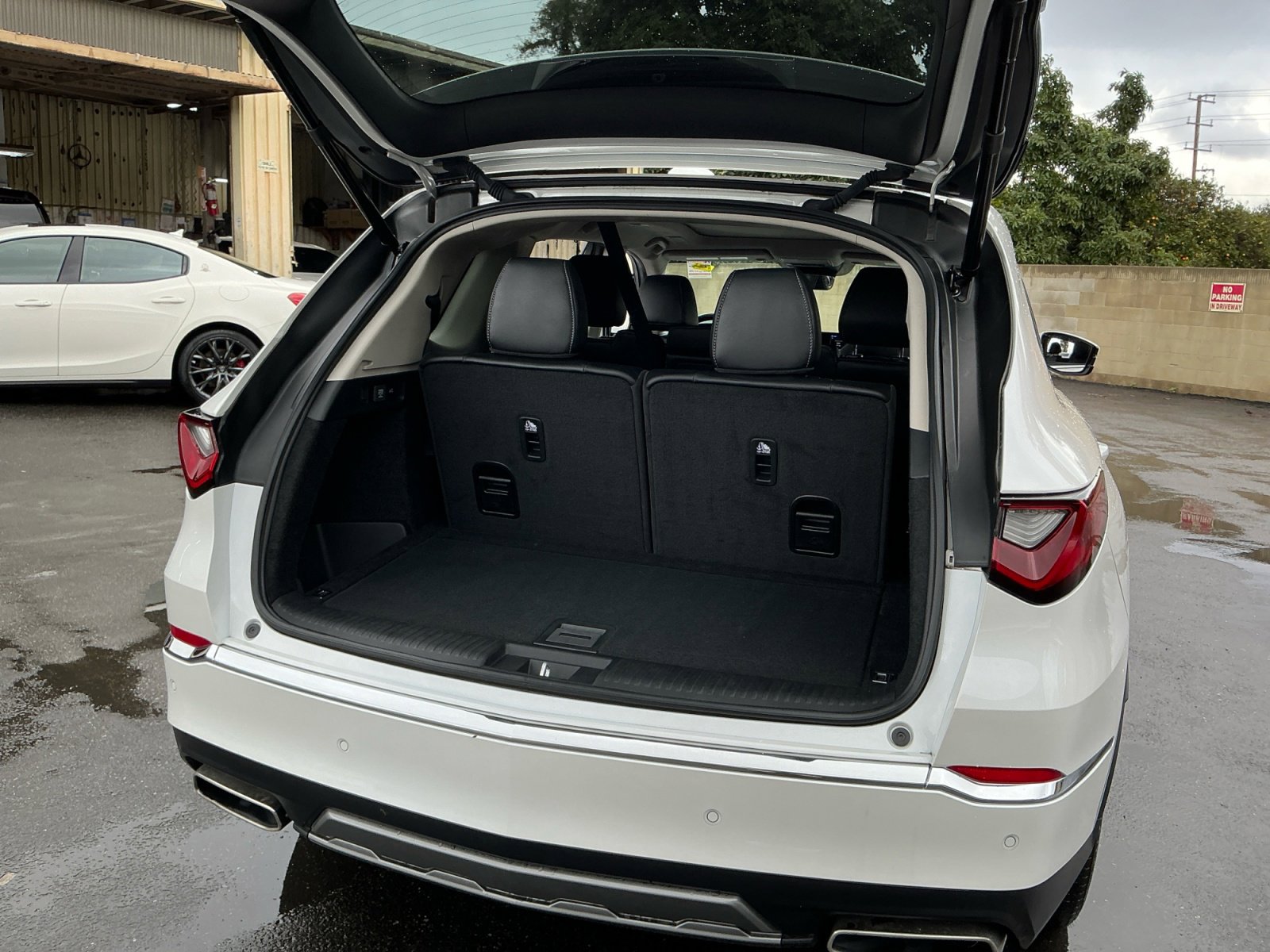 Used 2025 Acura MDX FWD w/ Technology Package image 27