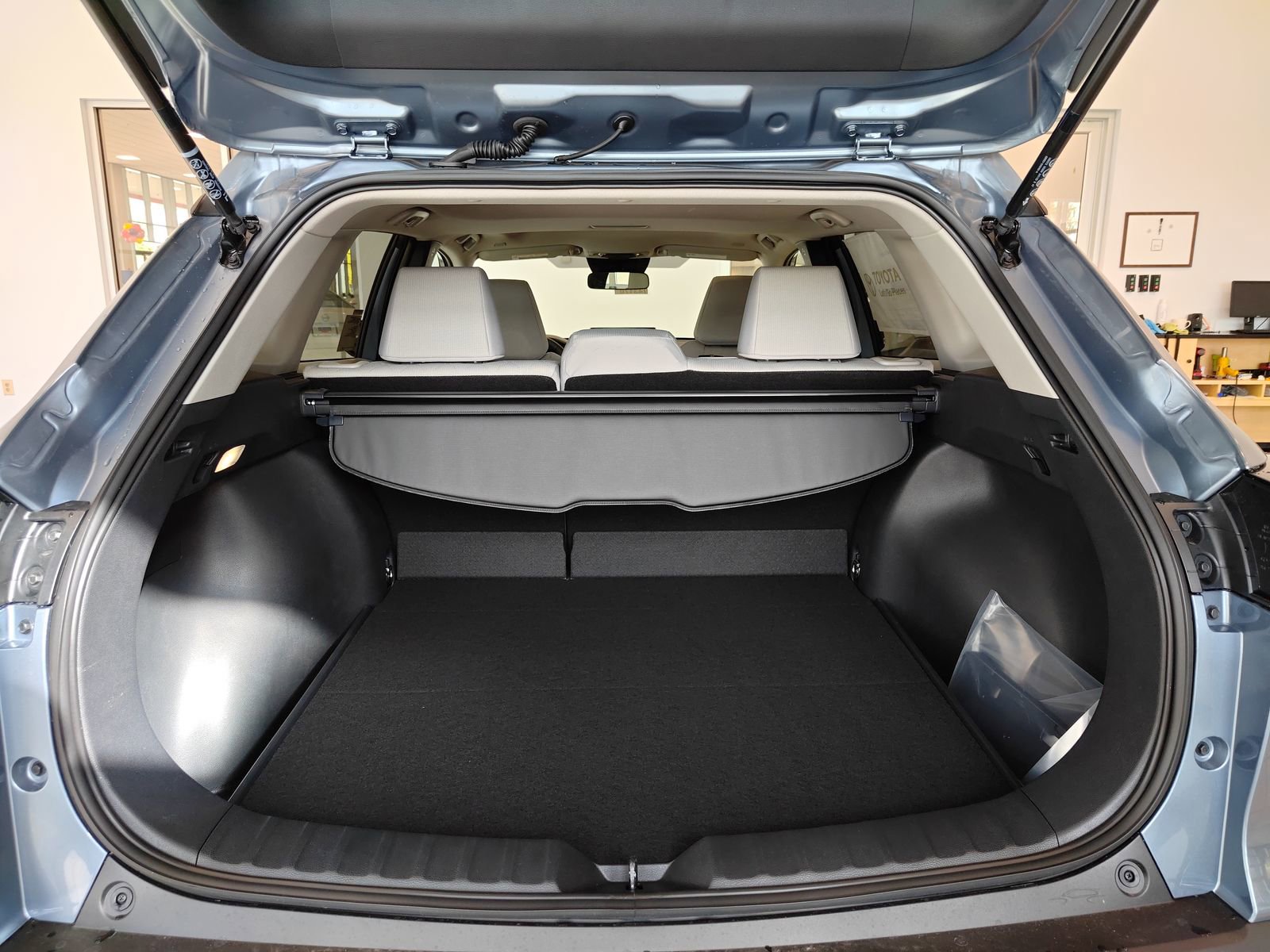 New 2026 Toyota Corolla Cross LE w/ Moonroof Package image 13