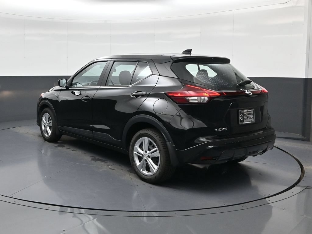 Certified 2025 Nissan Kicks Play S FWD image 7