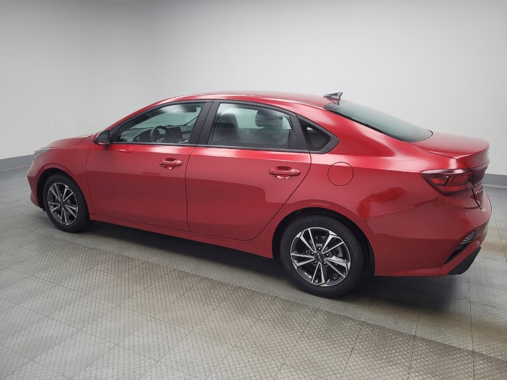 Used 2023 Kia Forte LXS image 3