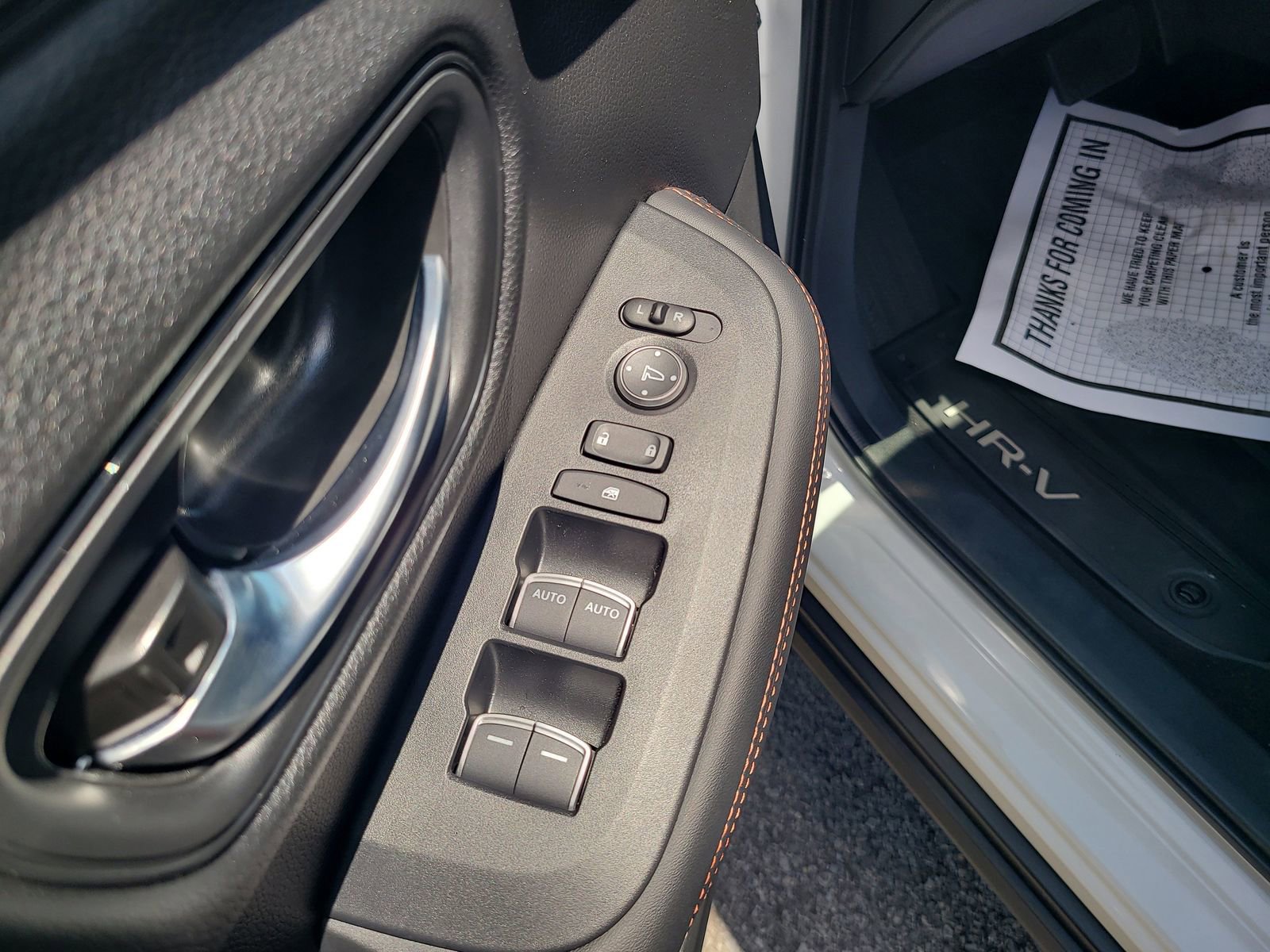 Certified 2025 Honda HR-V Sport image 11