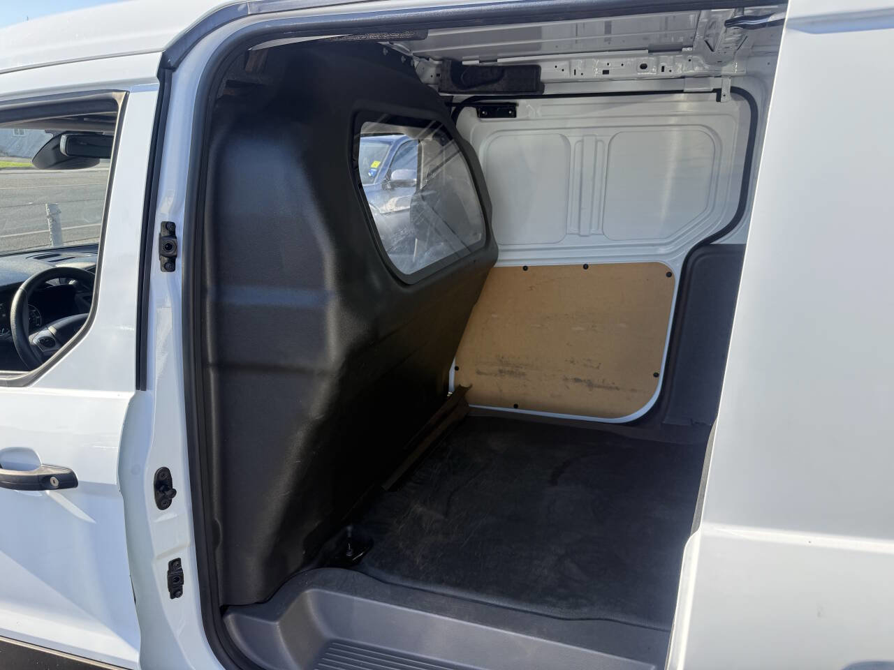 Used 2022 Ford Transit Connect XL image 10