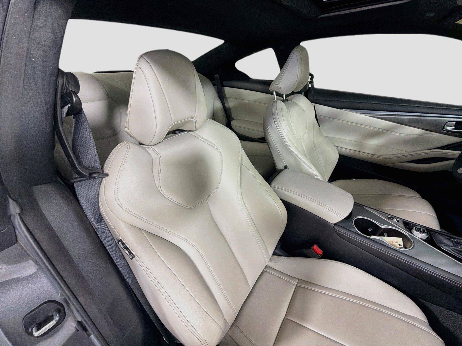 Used 2018 INFINITI Q60 3.0t Luxe RWD image 24