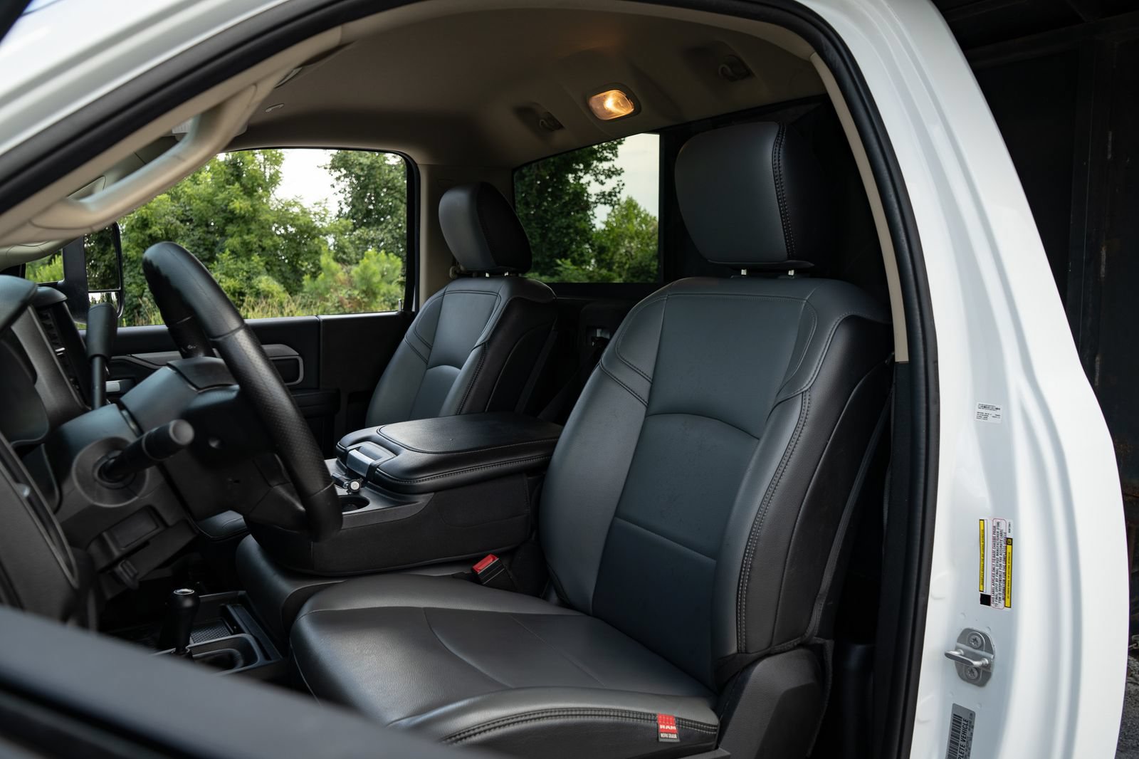 Used 2019 RAM 5500 Tradesman AWD/4WD image 14