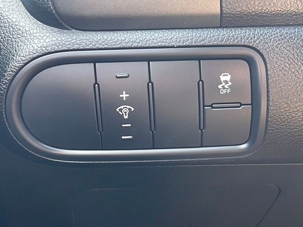 Used 2014 Kia Forte LX image 12