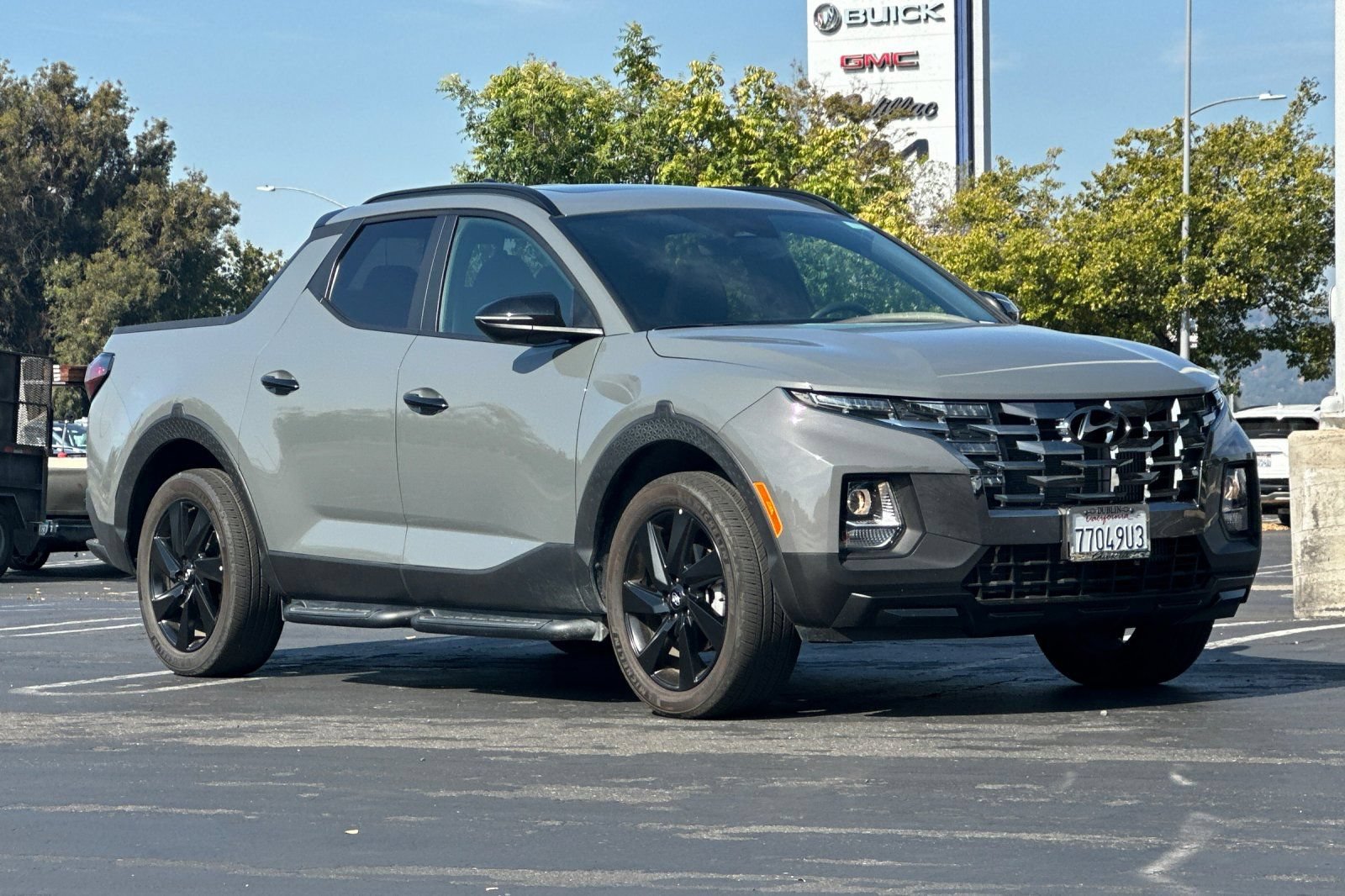 Used 2023 Hyundai Santa Cruz Night AWD/4WD image 2