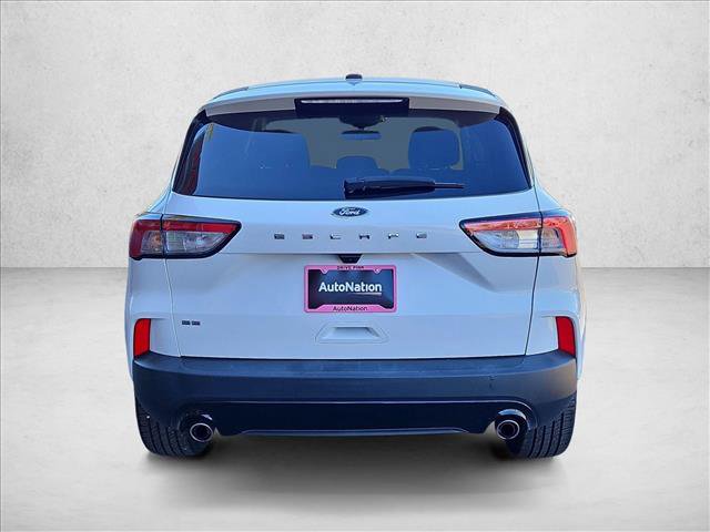 Used 2022 Ford Escape SE w/ SE Sport Appearance Package image 7