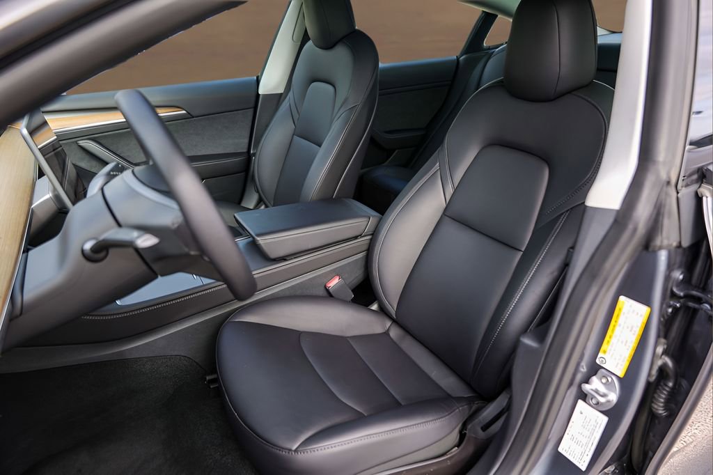 Used 2022 Tesla Model 3 RWD image 7