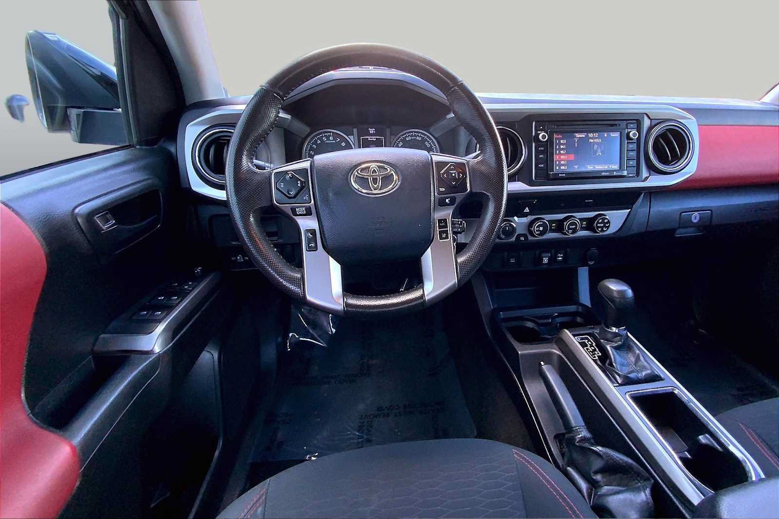 Used 2019 Toyota Tacoma SR5 AWD/4WD image 6
