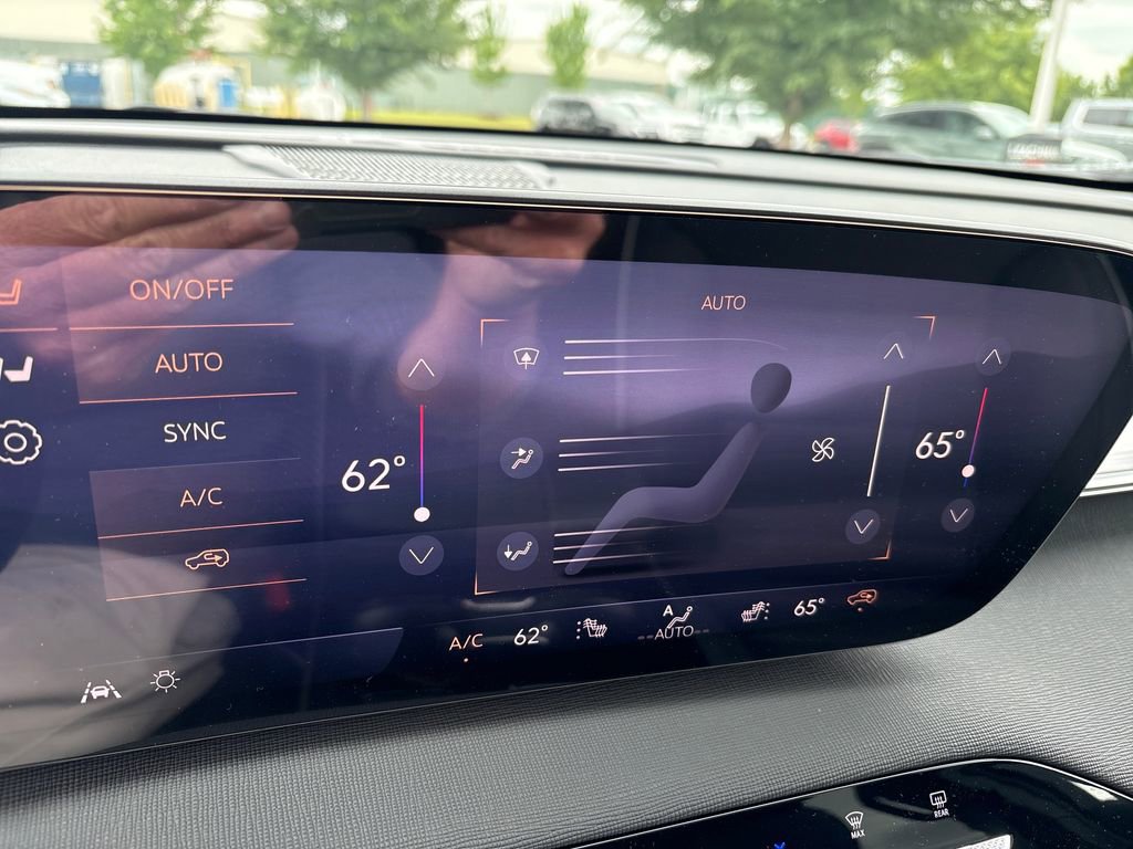 New 2026 Buick Enclave Preferred w/ Power Package AWD/4WD image 30