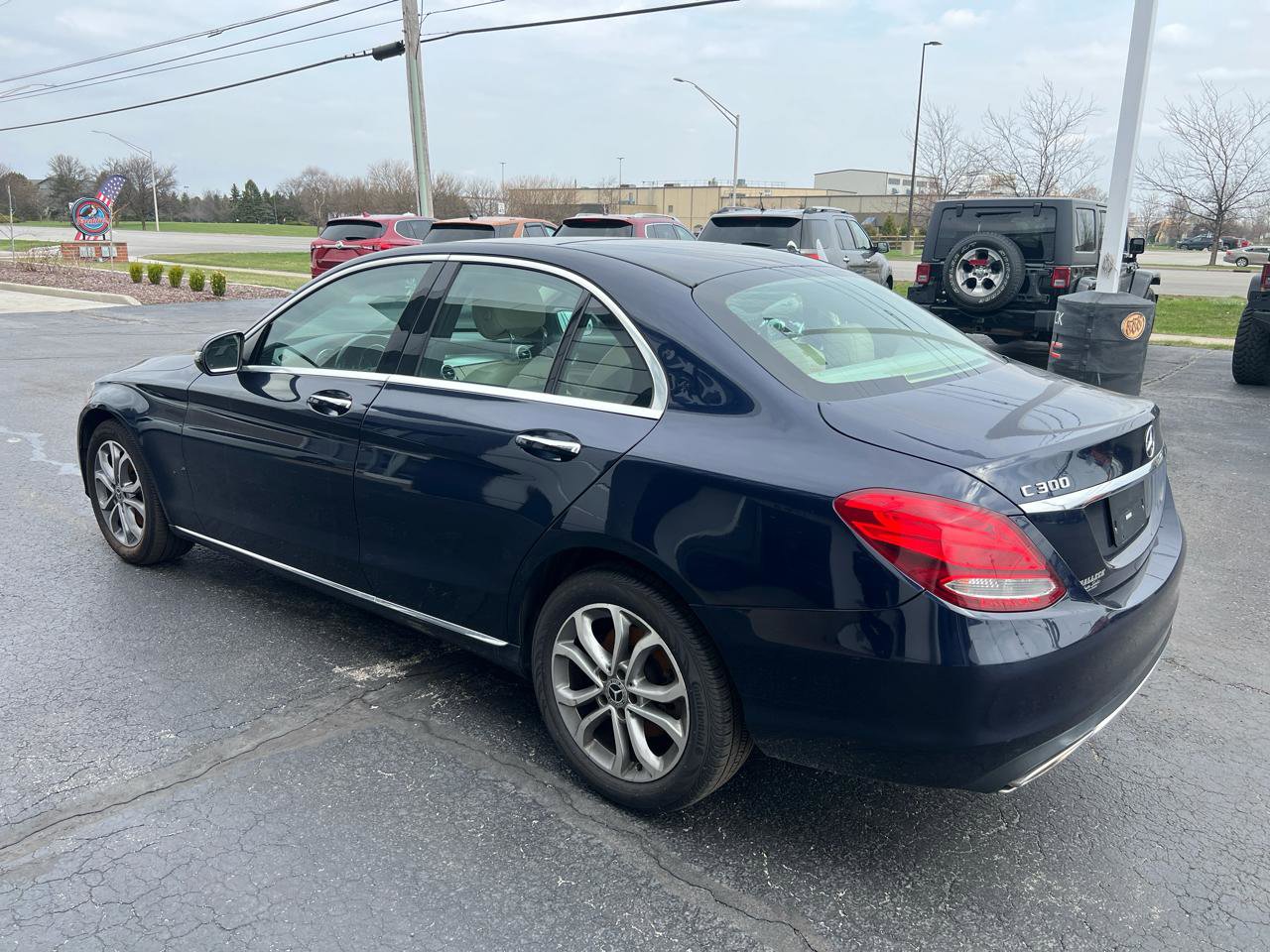 Used 2017 Mercedes-Benz C 300 4MATIC Sedan image 3