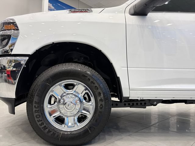 New 2026 RAM 2500 Tradesman w/ Chrome Appearance Group AWD/4WD image 10
