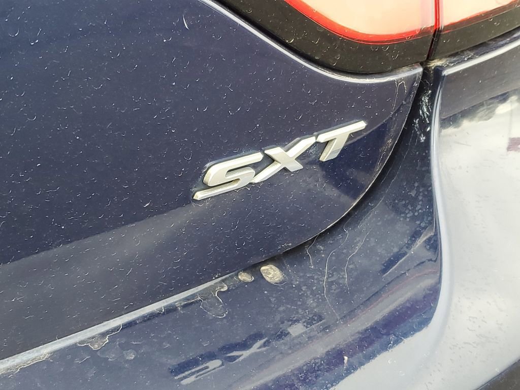 Used 2015 Dodge Charger SXT RWD image 35
