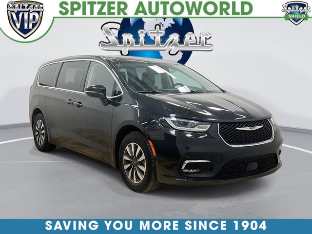 Used 2024 Chrysler Pacifica Limited FWD video 1