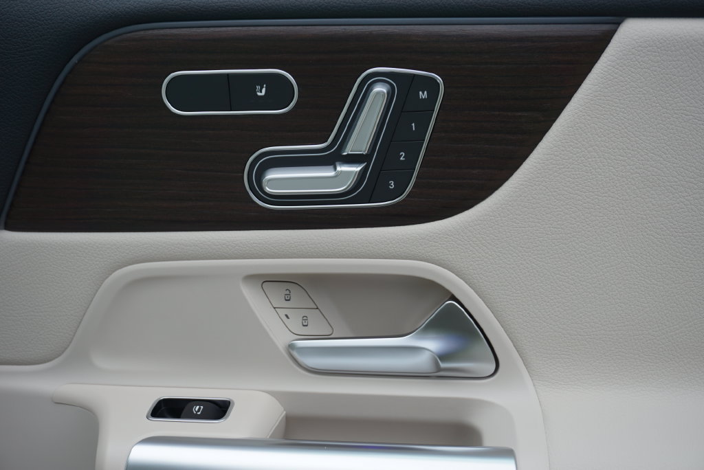 Certified 2026 Mercedes-Benz GLA 250 image 63