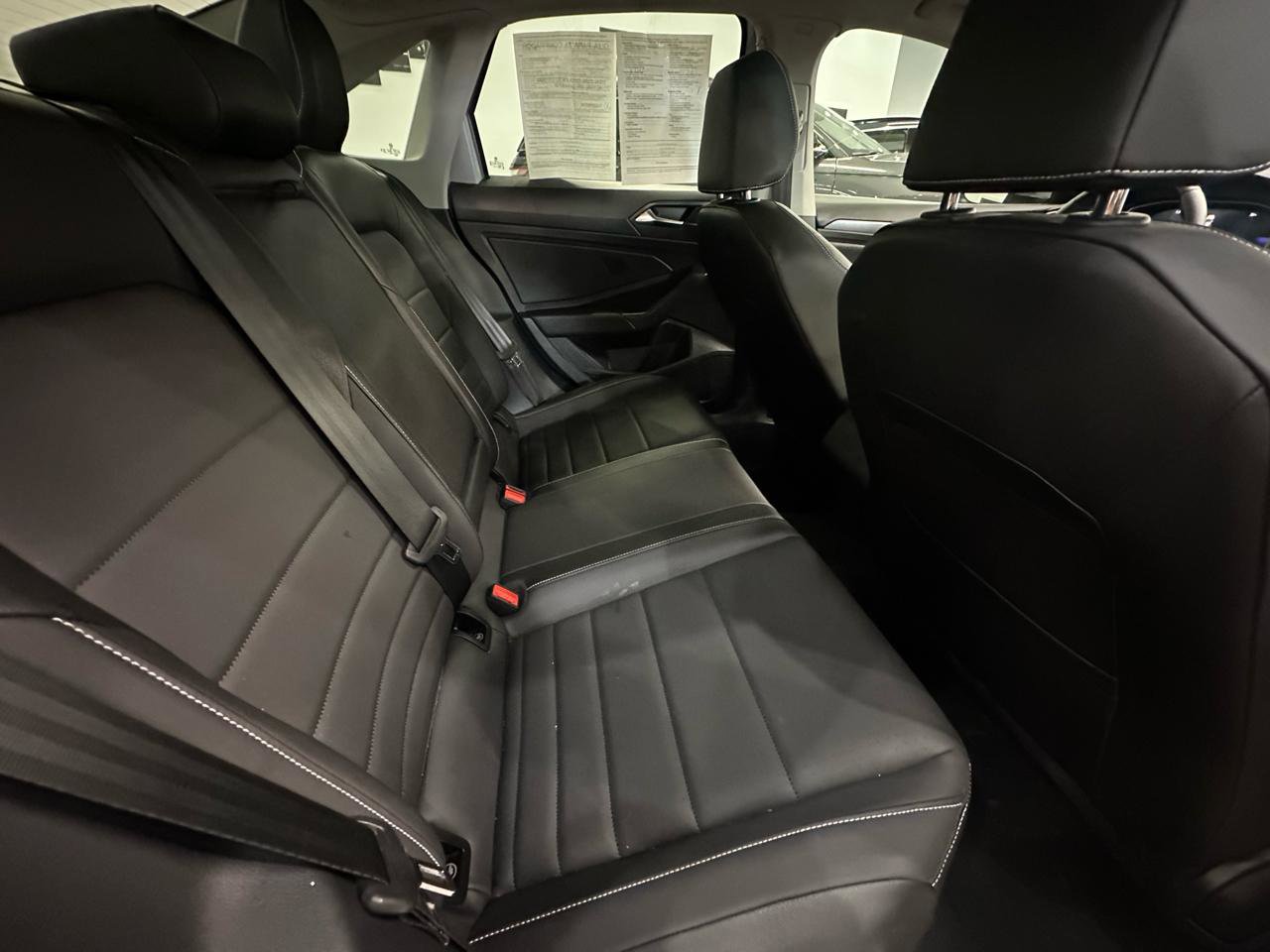 Used 2024 Volkswagen Jetta SE w/ Panoramic Sunroof Package FWD image 15