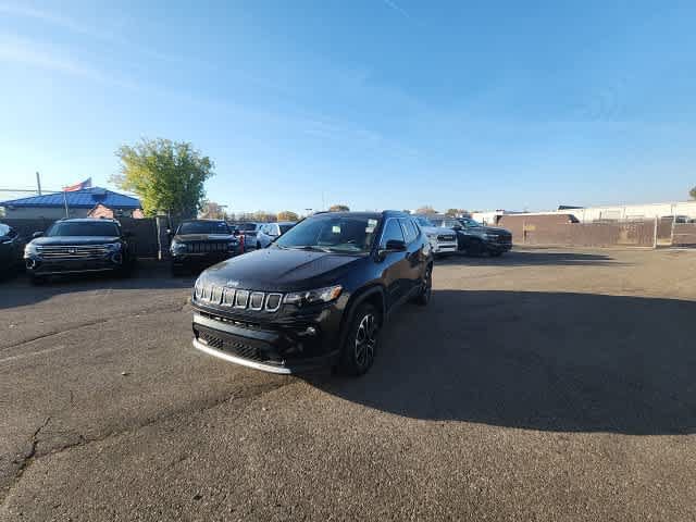 Certified 2022 Jeep Compass Limited w/ Sun and Sound Group AWD/4WD image 2