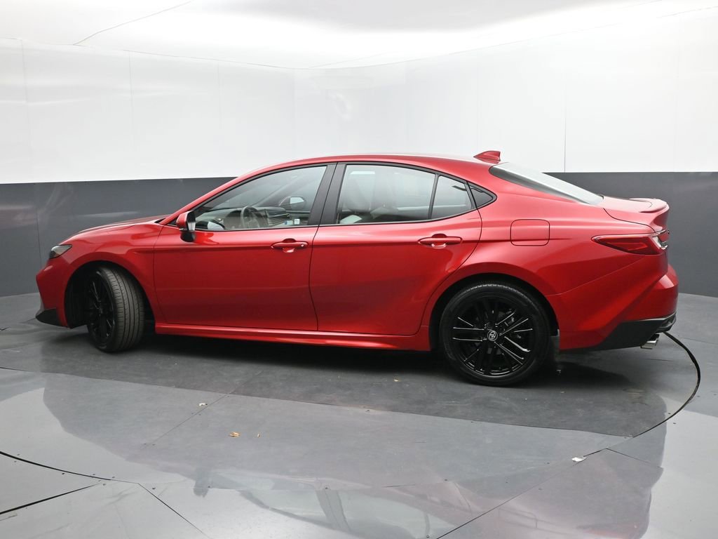 Used 2025 Toyota Camry SE w/ Convenience Package AWD/4WD image 3