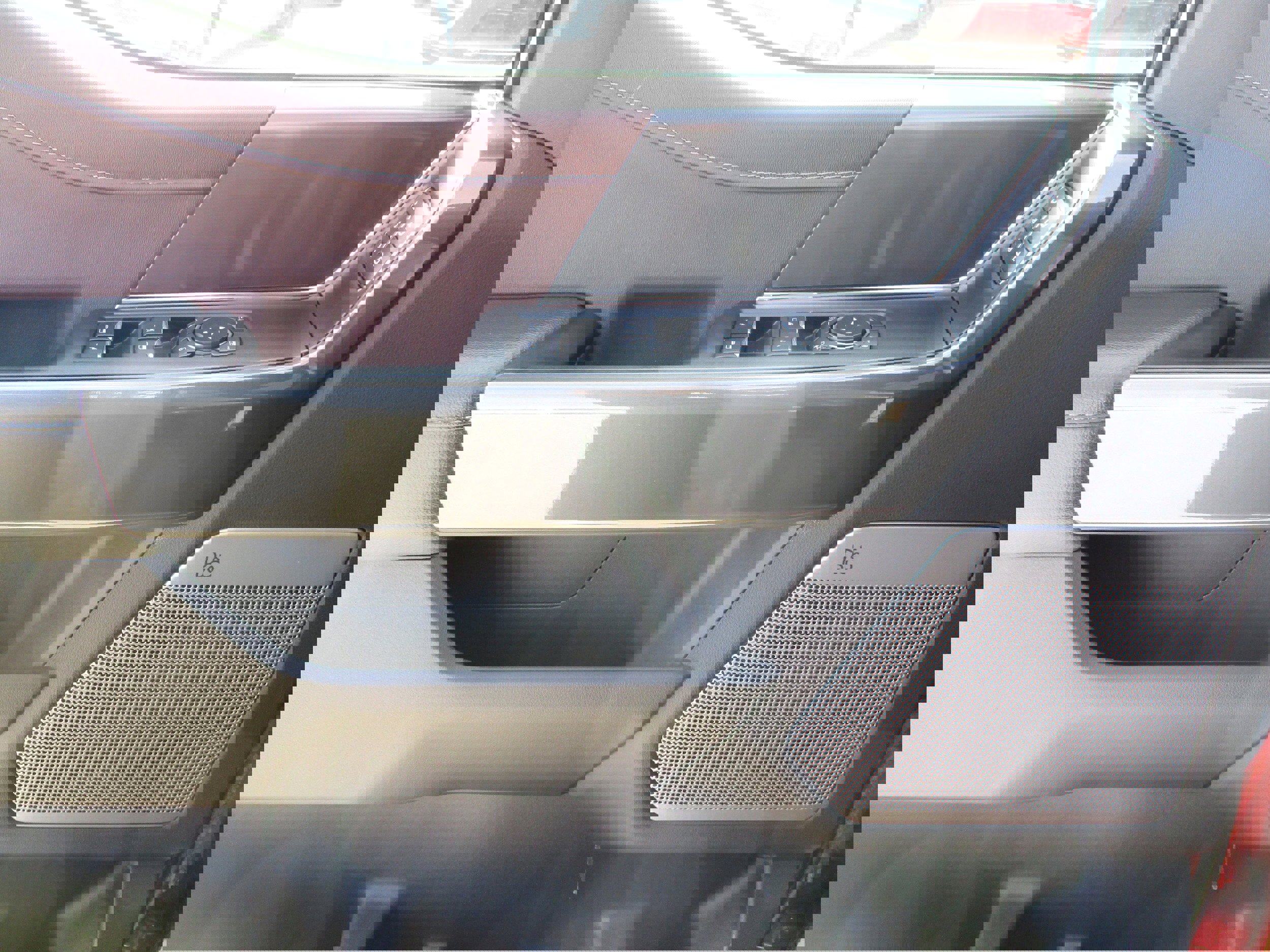 Used 2023 Ford F150 Lariat w/ Equipment Group 502A High image 46