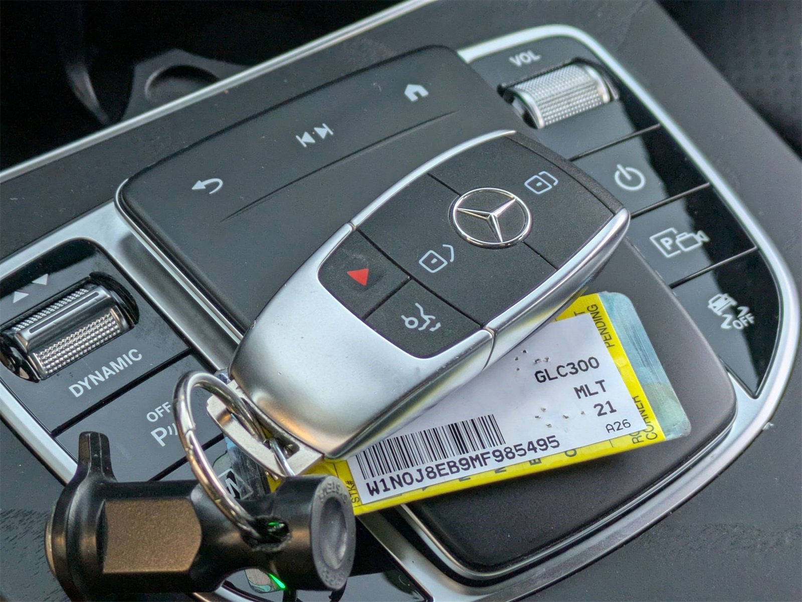 Used 2021 Mercedes-Benz GLC 300 4MATIC Coupe image 32