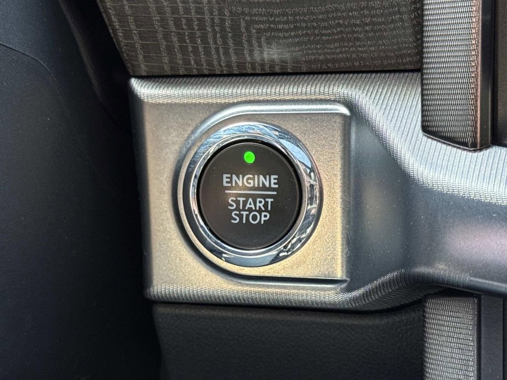 Used 2022 Ford F150 Platinum w/ Equipment Group 701A High AWD/4WD image 14