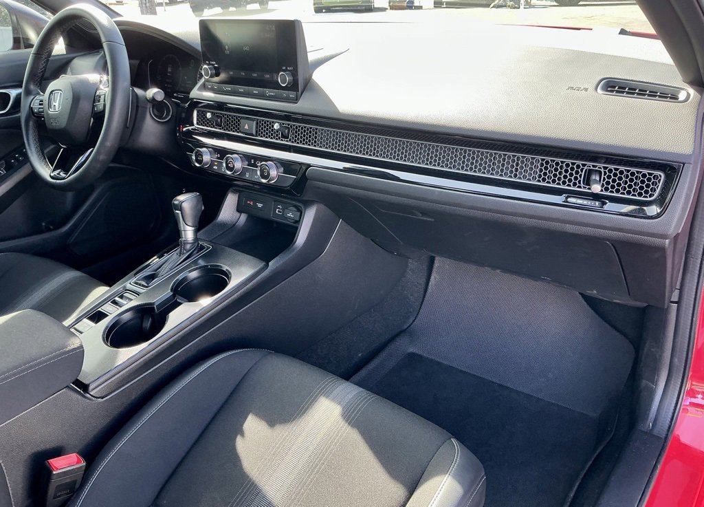 Used 2023 Honda Civic Sport image 26