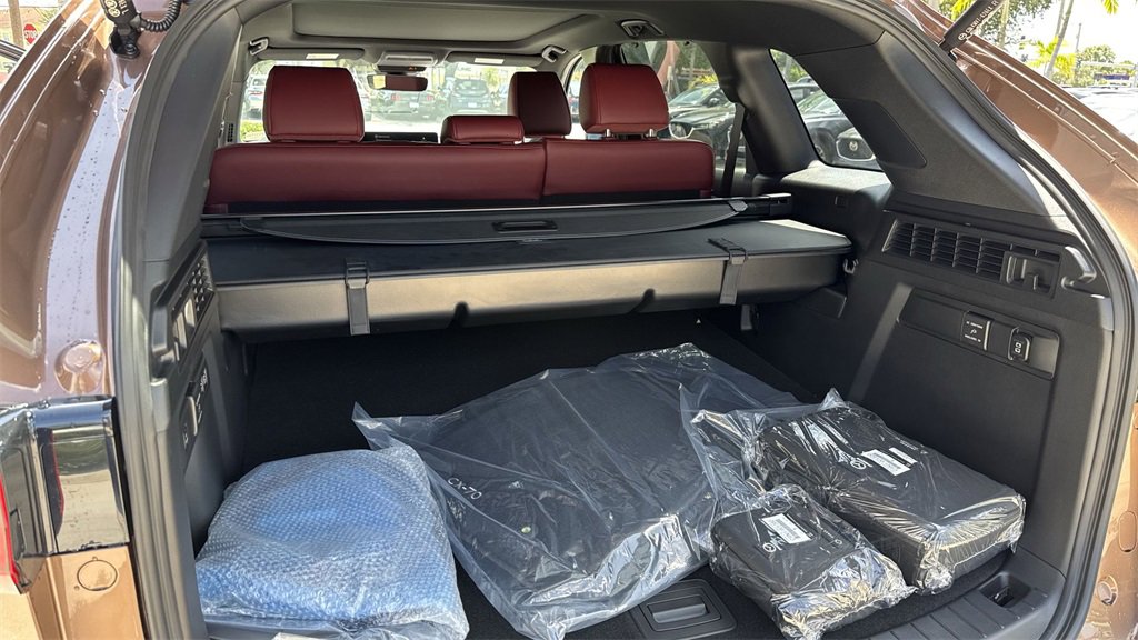 New 2025 MAZDA CX-70 Plug-In Hybrid w/ Premium Plus image 57