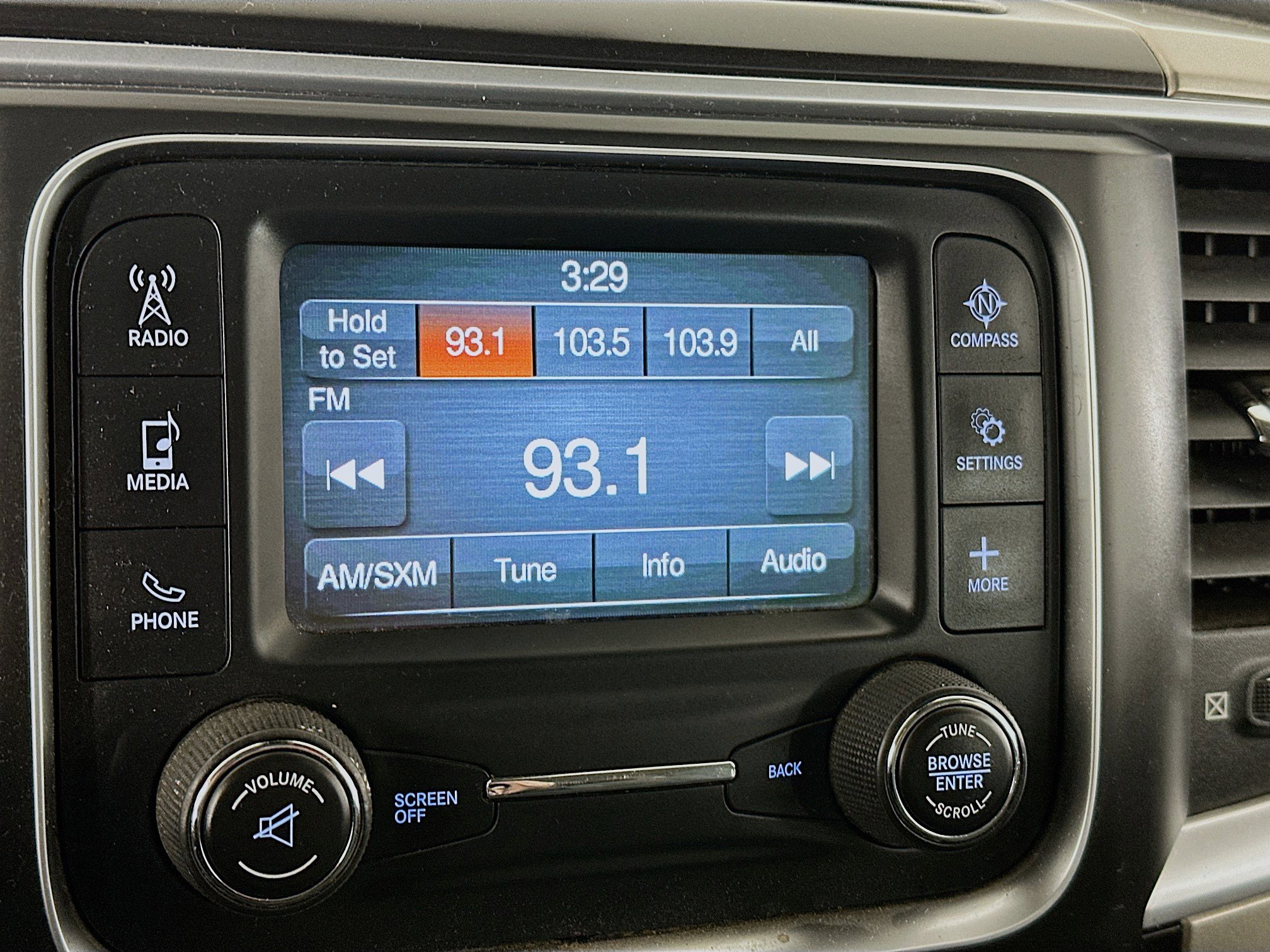 Used 2019 RAM 1500 Classic SLT image 19