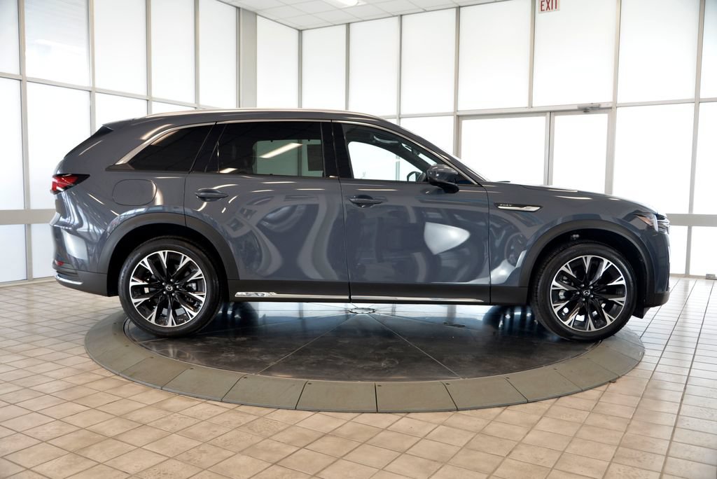 Certified 2026 MAZDA CX-90 Plug-In Hybrid w/ Premium Plus AWD/4WD image 9