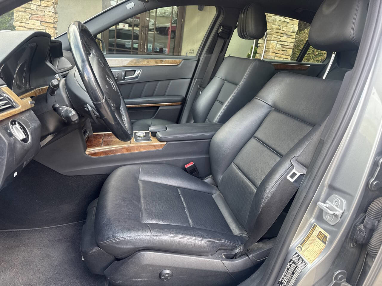 Used 2011 Mercedes-Benz E 350 BlueTEC Sedan image 9