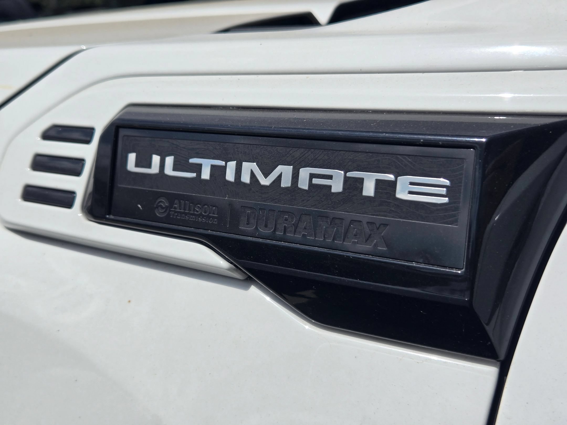 Certified 2024 GMC Sierra 2500 Denali Ultimate AWD/4WD image 5