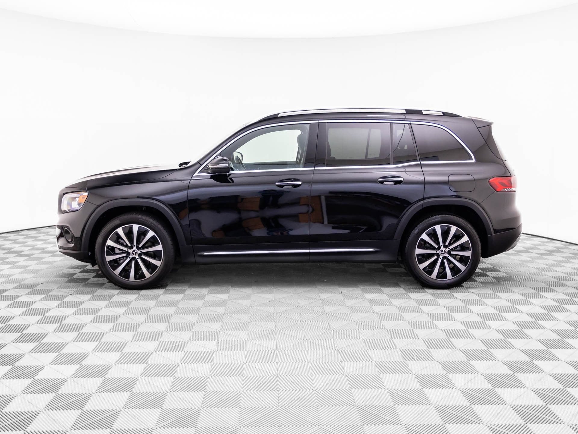 Used 2023 Mercedes-Benz GLB 250 4MATIC video 2