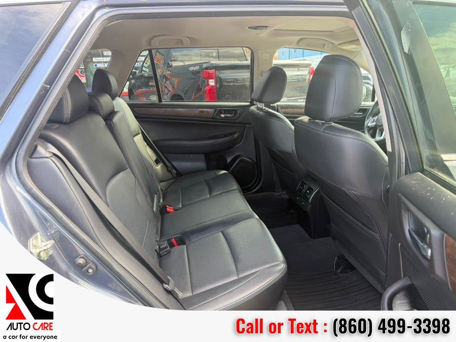 Used 2017 Subaru Outback 2.5i Limited AWD/4WD image 11