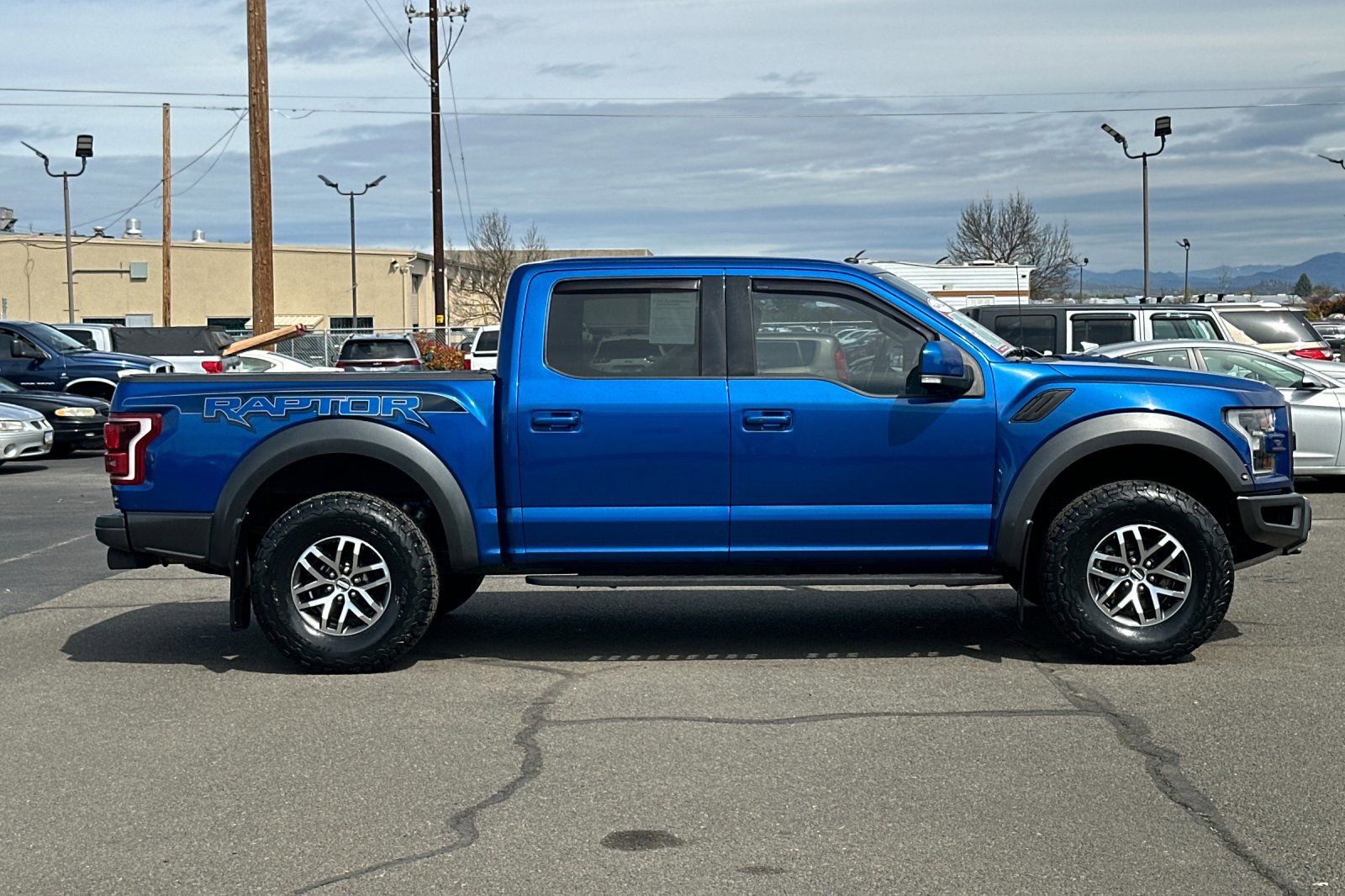 Used 2018 Ford F150 Raptor w/ Equipment Group 802A Luxury image 3