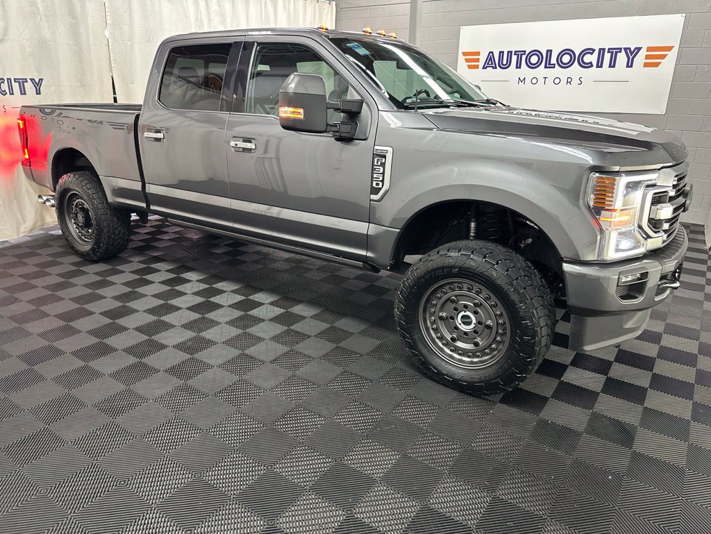 Used 2022 Ford F350 Limited AWD/4WD image 3