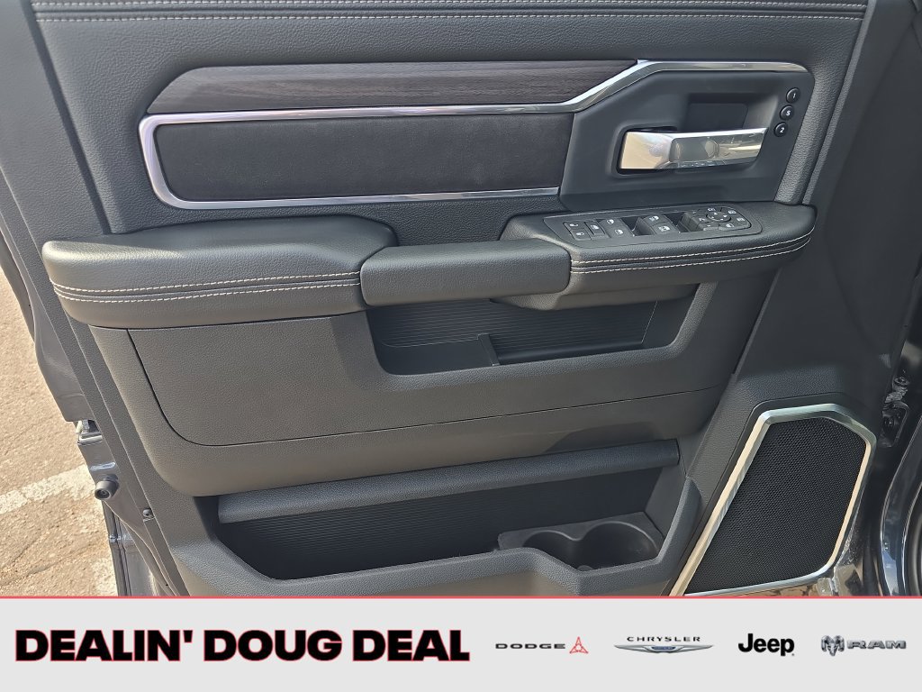 New 2026 RAM 2500 Laramie w/ Night Edition AWD/4WD image 10