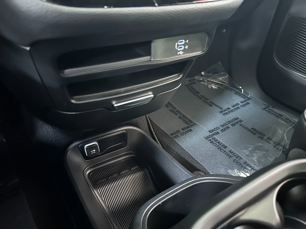 New 2026 Chrysler Pacifica Select w/ S Appearance Package image 30