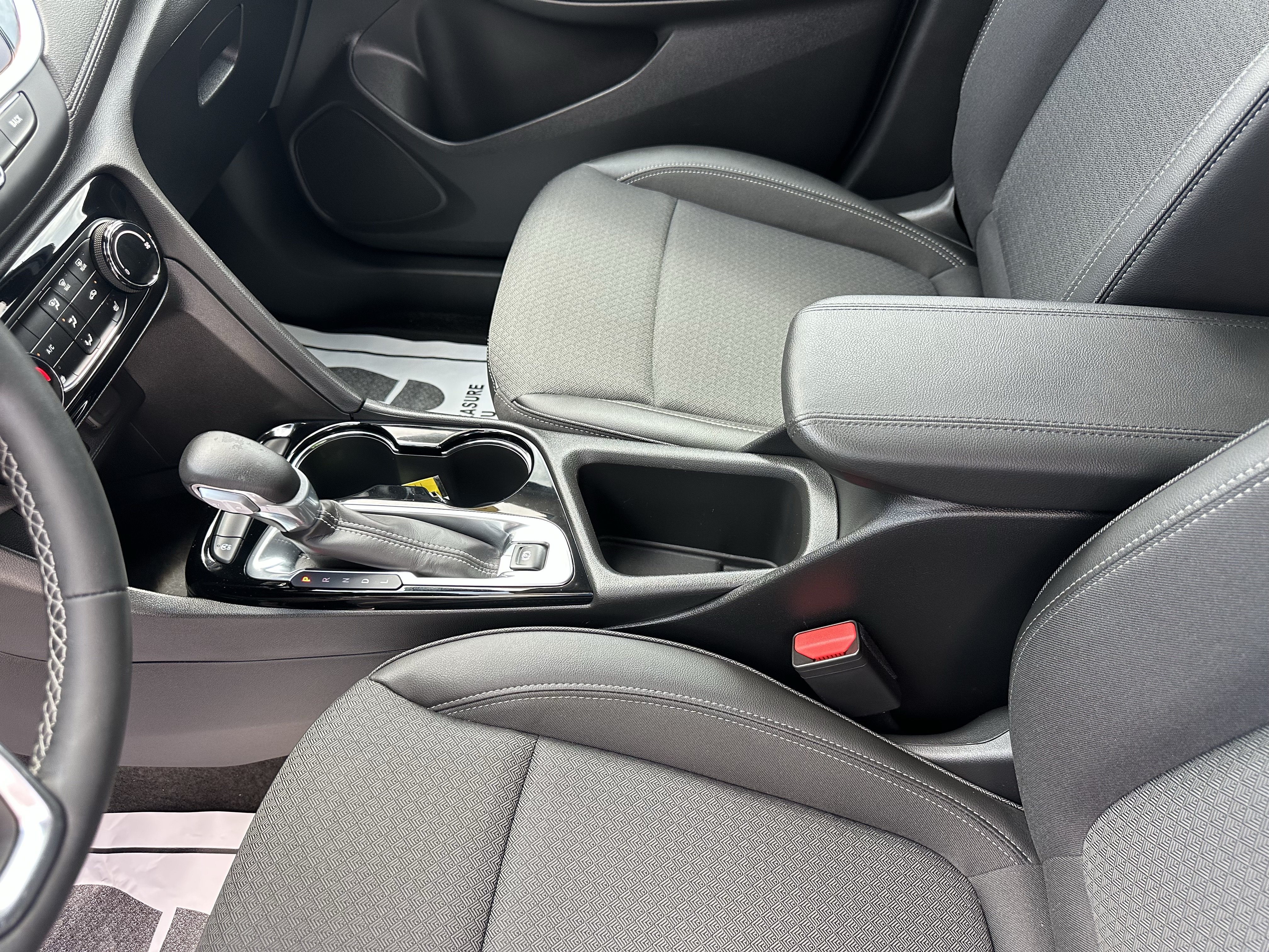 Certified 2023 Buick Encore GX Preferred w/ Cold Weather Comfort Package FWD image 21