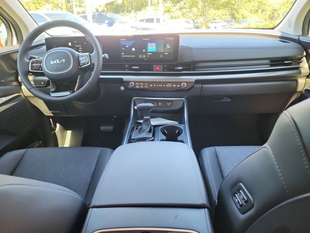 New 2026 Kia Carnival SX image 12